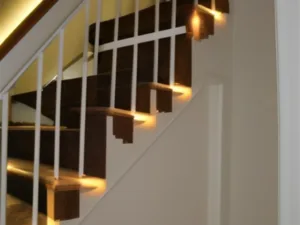 Jak okablować oświetlenie schodowe LED